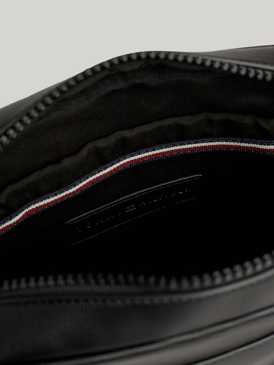 Actual product image Tommy Hilfiger The Pique Reporter shoulder bag