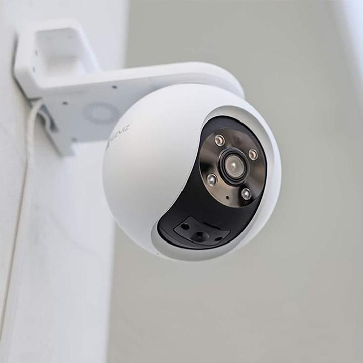 Actual product image EZVIZ H8 Pro (2880 x 1296 pixels)