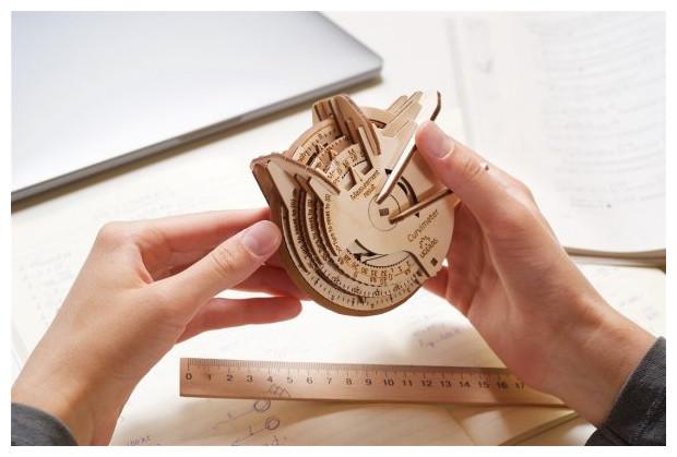 Actual product image Ugears The curvimeter