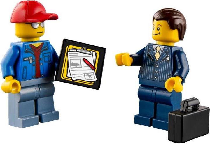 Actual product image LEGO City Auto Transporter (60060, LEGO City)