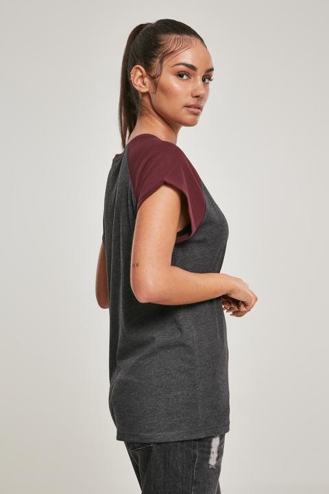 Actual product image Urban Classics Ladies Contrast Raglan Tee (XS)
