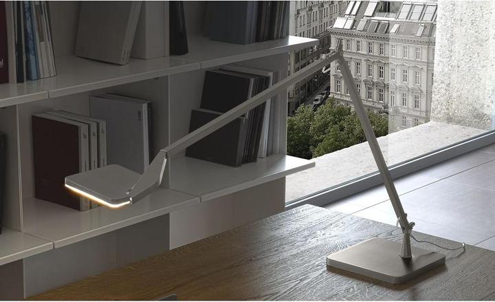 Actual product image Panzeri Design PANZERI table lamp JACKIE titanium (526 lm)