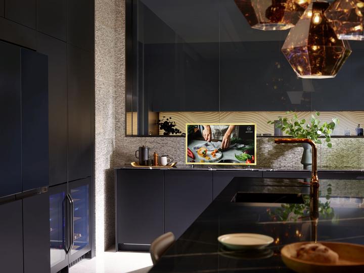Produktbild Samsung The Frame QE32LS03T (32", QLED, Full HD, 2021)