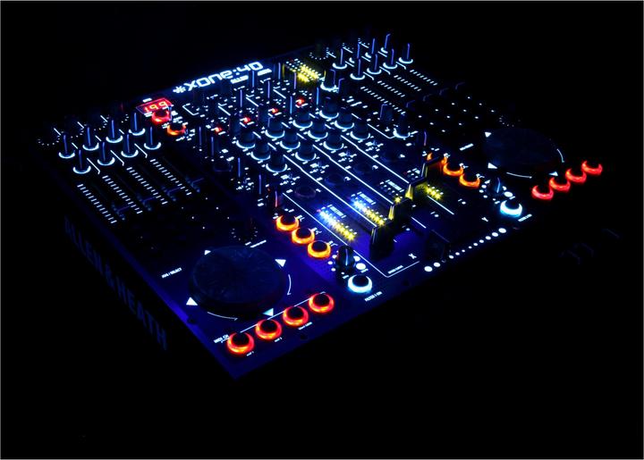 Produktbild Allen & Heath Xone:4d