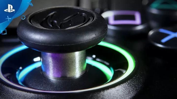 Actual product image Nacon Gaming Revolution Pro Gaming 3 (PS4)