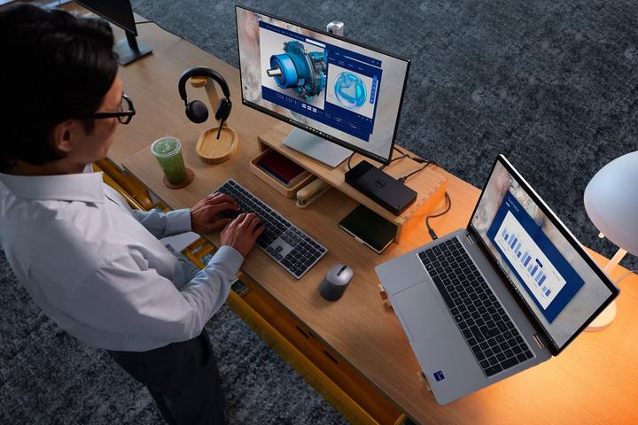 Image du produit Dell Pro Plus PB16250 (16", Intel Core Ultra 7 268V, 32 Go, 512 Go, CH)