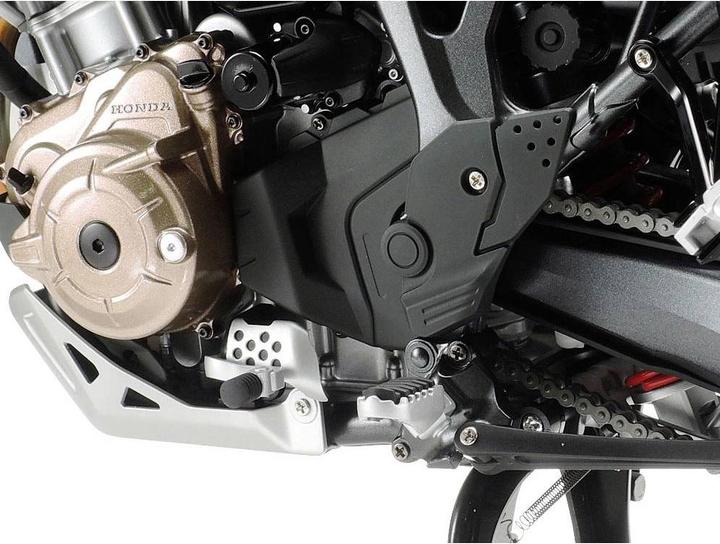 Actual product image Tamiya 1/6 Honda CRF 1000L Africa Twin