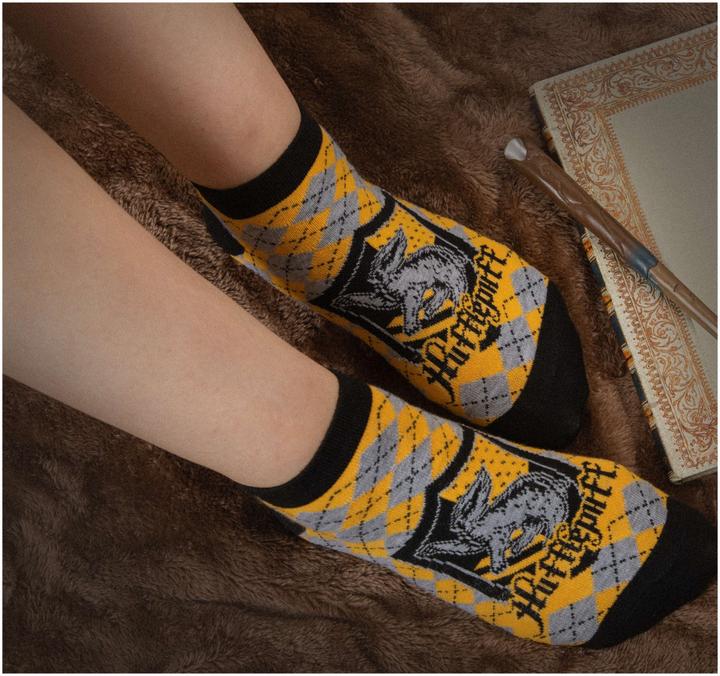 Actual product image Cinereplicas Harry Potter: Hufflepuff (3 pairs) (pack of 3, 40)