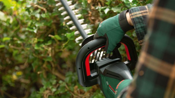 Produktbild Bosch Home & Garden AdvancedHedgeCut 36V-65-28 (Akkuheckenschere)