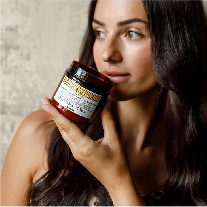 Produktbild Davines Natural Tech Nourishing (250 ml)