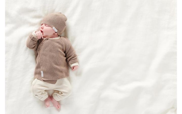 Immagine prodotto Noppies Cappello da bambino Rosita lavorato a maglia Taupe 3-6 Mt (62/68)