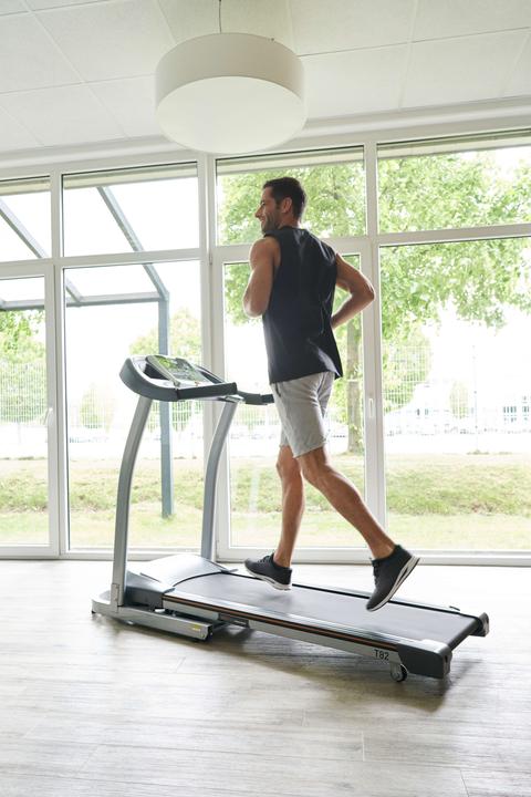 Actual product image Horizon Fitness T82