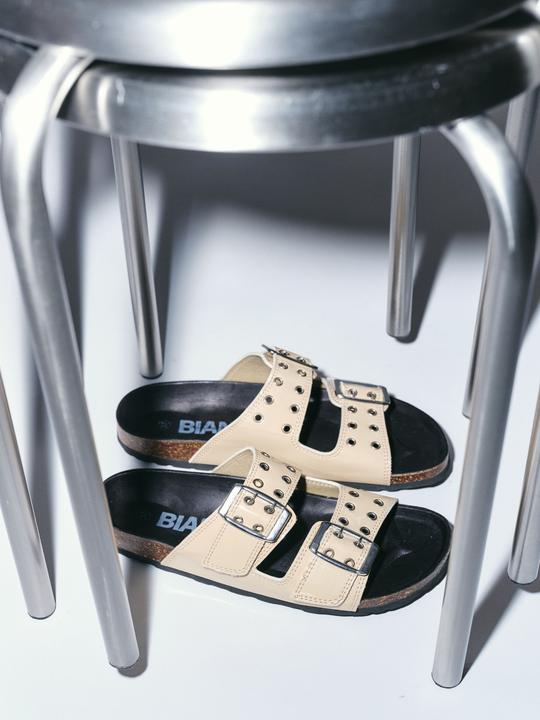 Actual product image Bianco BIAMIAMI Pantolette (41)