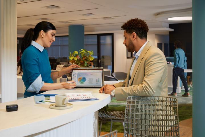 Actual product image HP EliteBook X Flip G1i (14", Intel Core Ultra 5 226V, 16 GB, 512 GB, DE)