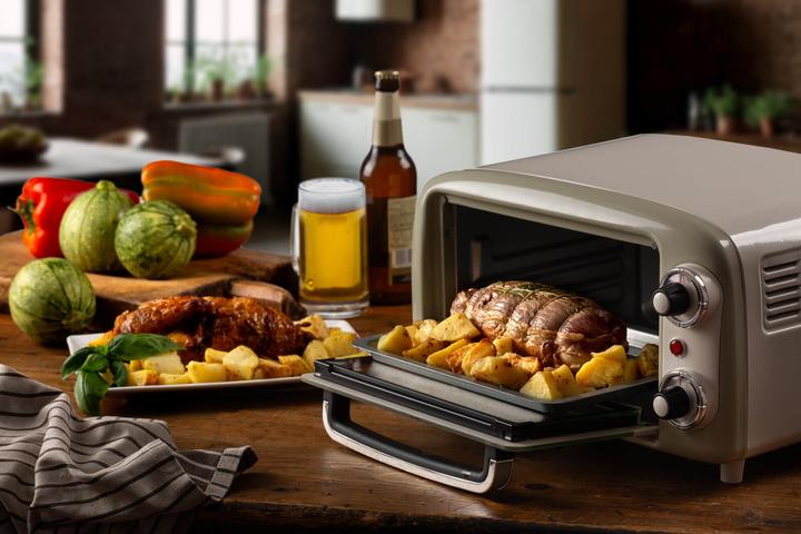 Produktbild Ariete Mini-Backofen Vintage Beige (weiss/hellgrün, 800 Watt, 10 Liter)
