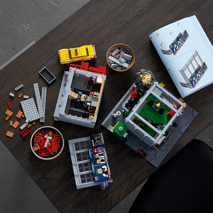 Actual product image LEGO Daily Bugle (76178, LEGO Marvel, LEGO Rare Sets)
