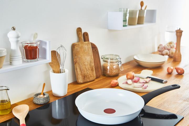 Immagine prodotto Tefal Ceramic Control (24 cm, Padella per friggere, Alluminio)