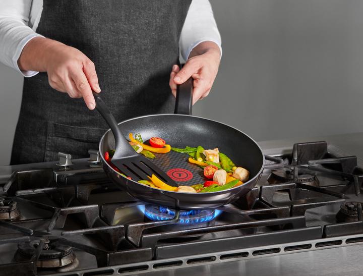 Actual product image Tefal Resist (32 cm, Frying pan, Aluminium)