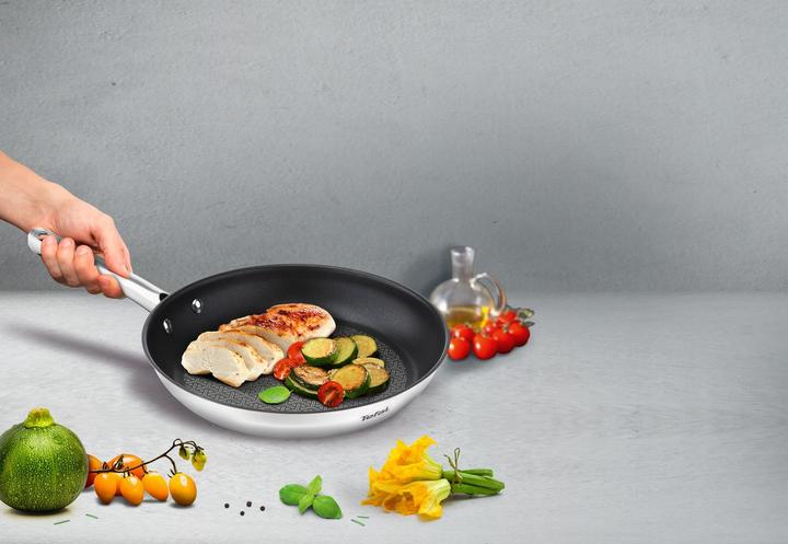 Image du produit Tefal Duetto Plus (28 cm, Poêle à frire, Acier inoxydable)