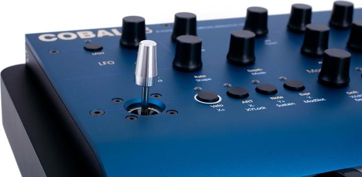Produktbild Modal Electronics Cobalt8