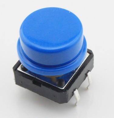 Image du produit Play-Zone Commutateur de platine 12mm x 12mm avec capuchon de couleur