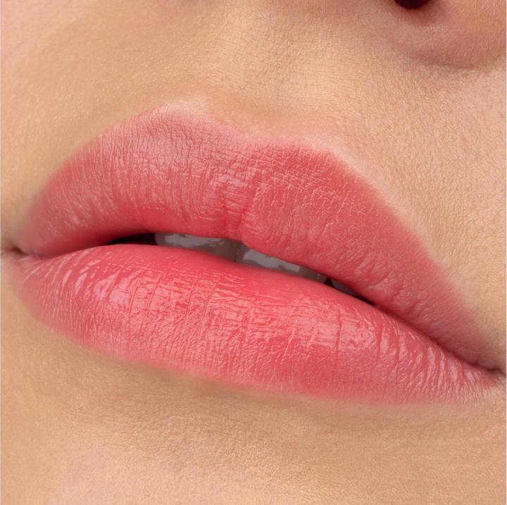 Image du produit essence Tinted kiss hydrating lip tint 04 Chili & Chill (04 Chili & Chill)