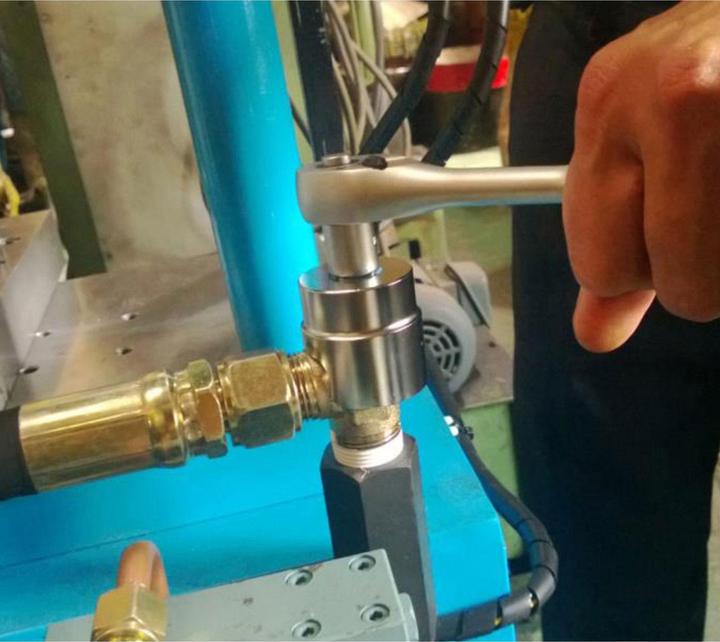 Image du produit BGS Insert de servante d'atelier 1/6 : Douilles spéciales pour connecteurs de tubes coudés 5 pièces