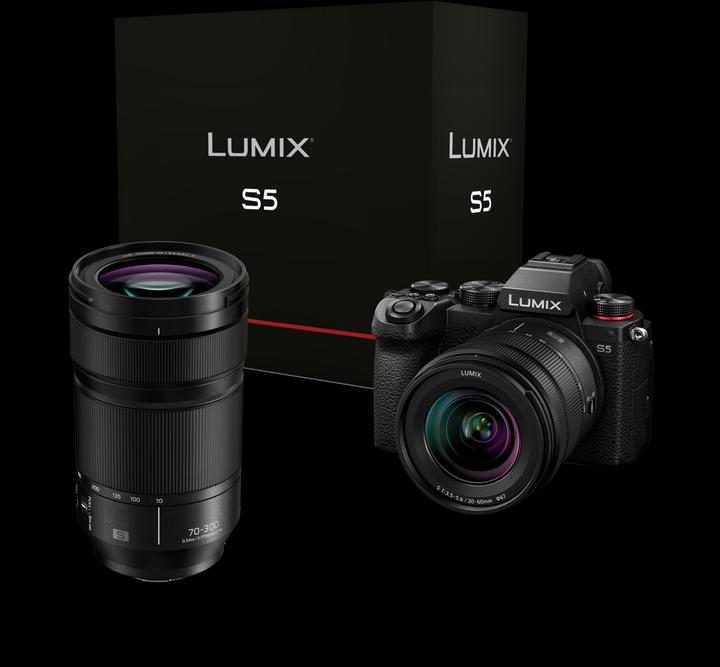 Produktbild Panasonic Lumix S5 (20 - 60 mm, 24.20 Mpx, Vollformat)