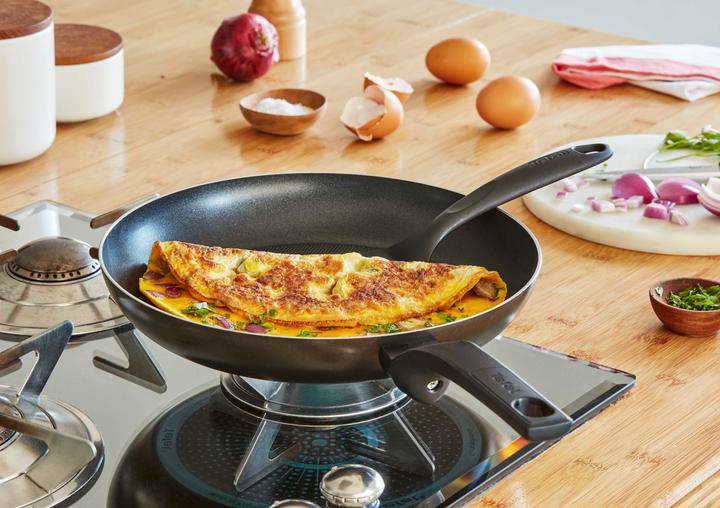 Actual product image Tefal Easy Cook & Clean pan 20 cm (20 cm, Frying pan, Aluminium)