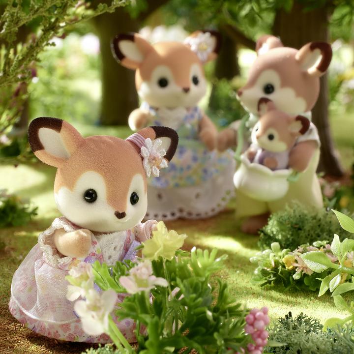 Actual product image Sylvanian Families Reh Familie