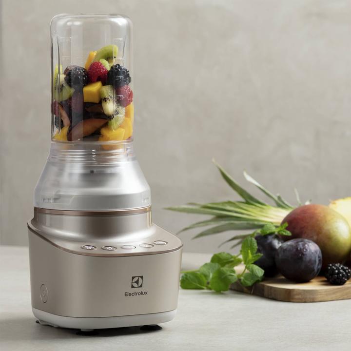 Actual product image Electrolux E7CB1-8SSM Mini Mixer (900 W)