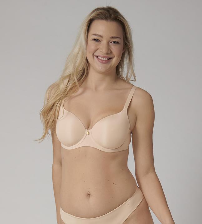 Image du produit Triumph Essentiels pour le maquillage du corps WP (80 C, Une unité par pack)