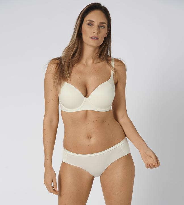 Actual product image Triumph Body Make-up Soft Touch WP EX (Single pack, 70 E)