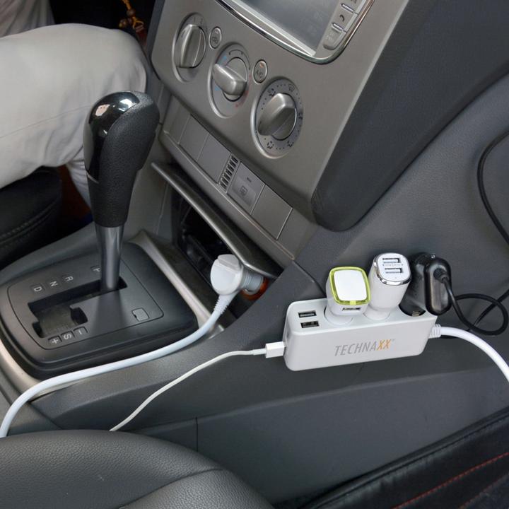 Image du produit Technaxx Chargeur de voiture 4 connexions USB et distributeur 3 voies