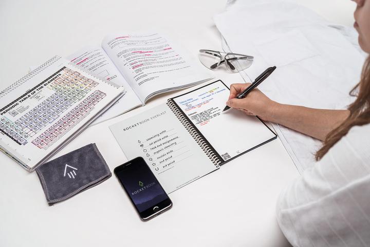 Produktbild Rocketbook Fusion (A5, Liniert, Weicher Einband)