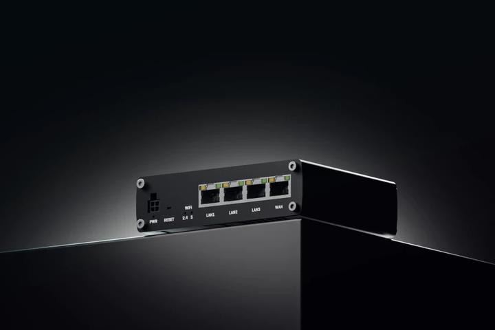 Actual product image Teltonika RUTM10