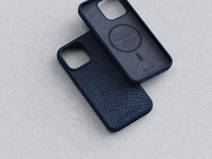 Produktbild Njord Salmon Leather Magsafe Case for iPhone 15 Pro, Blau (Apple iPhone 15 Pro)