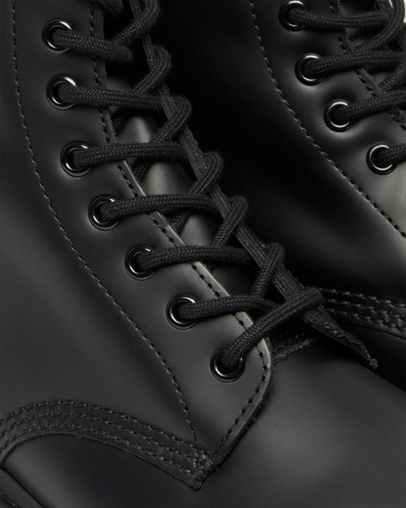 Actual product image Dr. Martens 1460 Mono Smooth (45)
