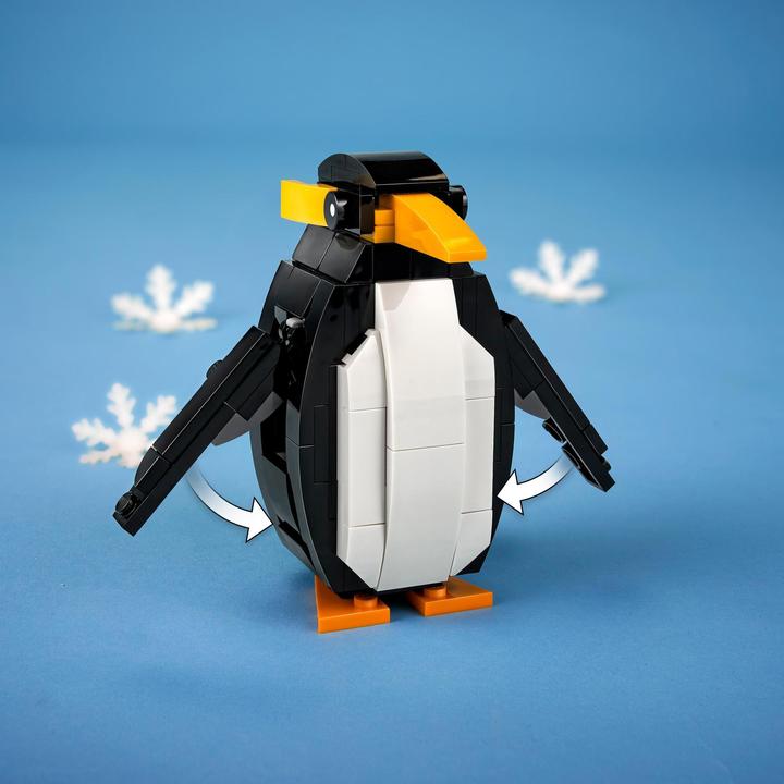 Actual product image LEGO Christmas penguin (40498, LEGO Icons, LEGO Rare Sets)