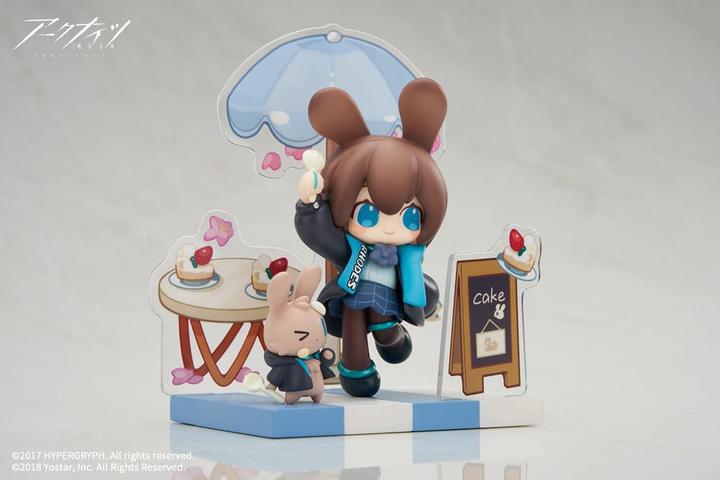 Actual product image Apex Arknights PVC Statue Mini Series Will You be Having the Dessert? Amiya 9 cm