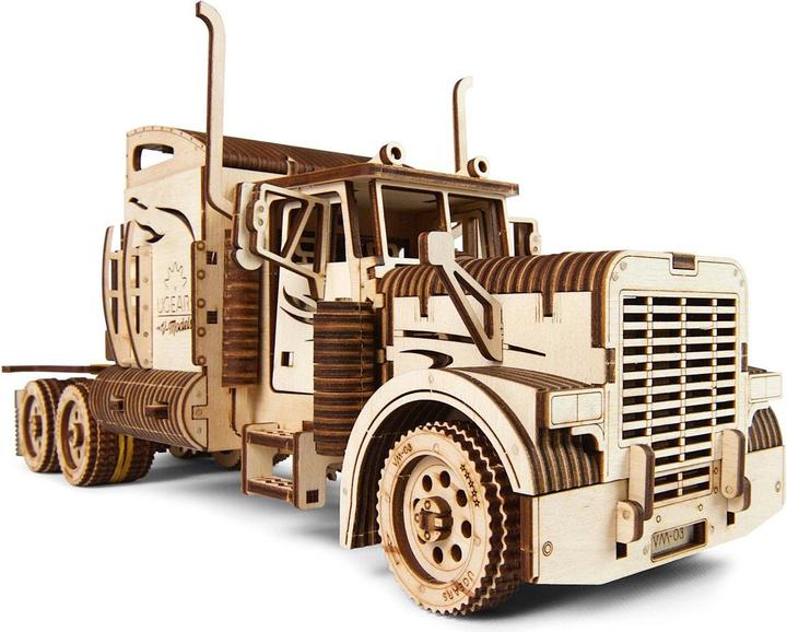 Semitrailer truck