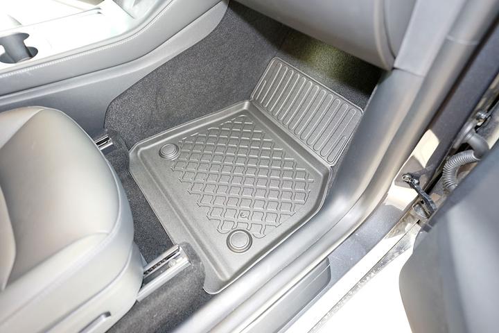 Actual product image Aristar All-weather floor mats for Tesla Model Y from 2021 to today (1 set of 4 floor mats)