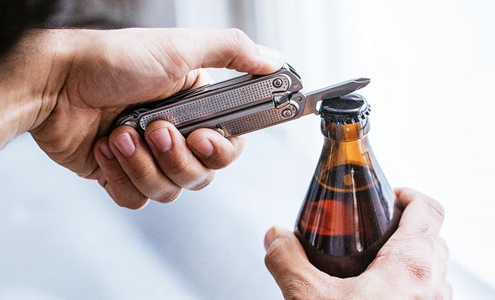 Produktbild Leatherman Free P2 (19 Funktionen)