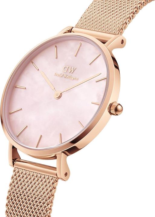 Actual product image Daniel Wellington Classic Petite Melrose Pearl (32 mm) (Analogue wristwatch, 32 mm)