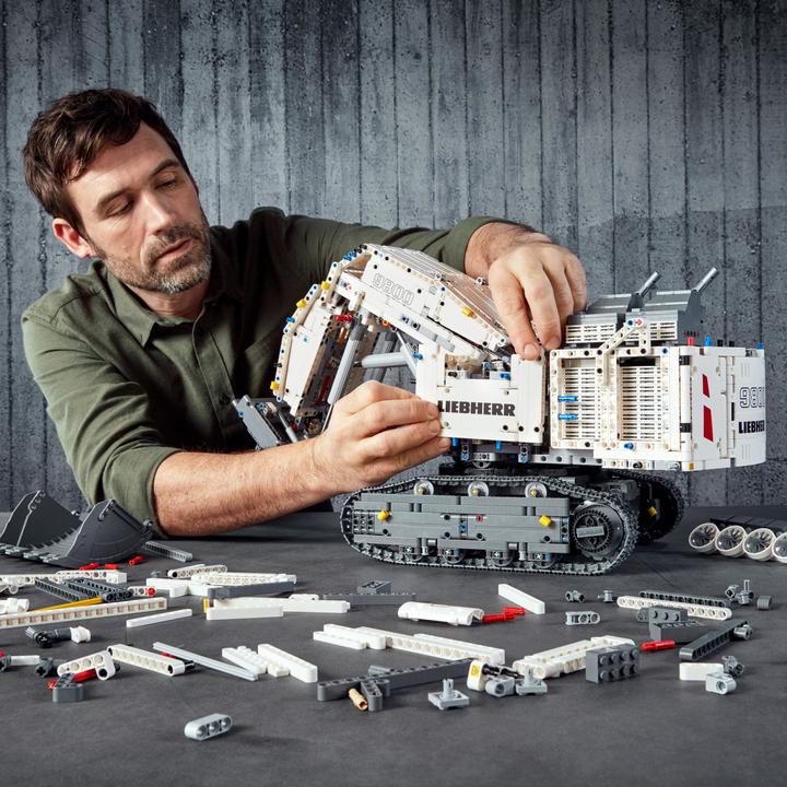 Produktbild LEGO Liebherr Bagger R 9800 (42100, LEGO Technic)