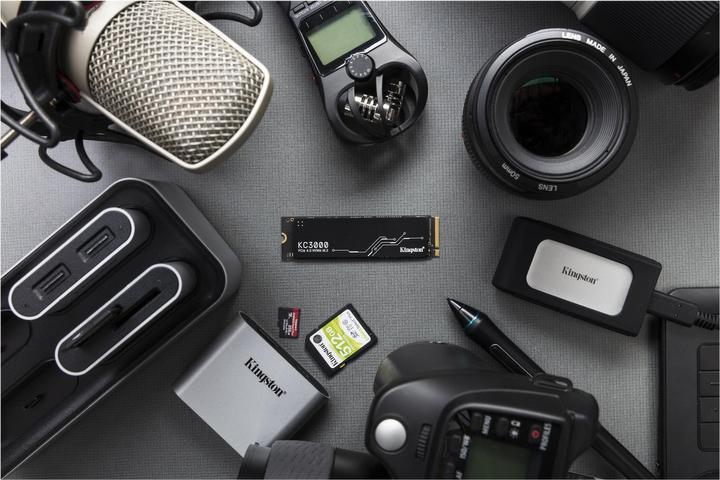Actual product image Kingston KC3000 (1024 GB, M.2 2280)