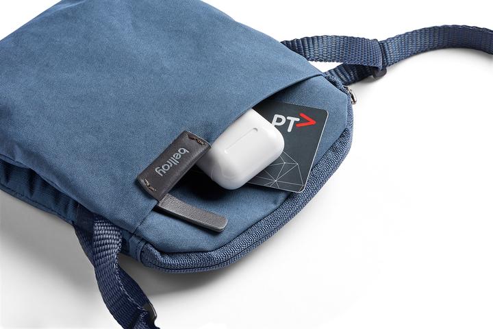 Produktbild Bellroy City Pouch Marineblue