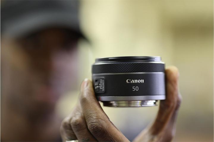 Actual product image Canon RF 50mm f/1.8 STM (Canon RF, full size)