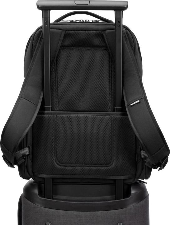 Actual product image Incase A.R.C. Daypack (19.50 l)