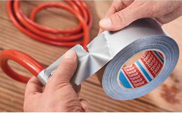 Produktbild tesa EXTRA POWER UNIVERSAL Gewebeband, gewebeverstärktes Ductape (50 mm)